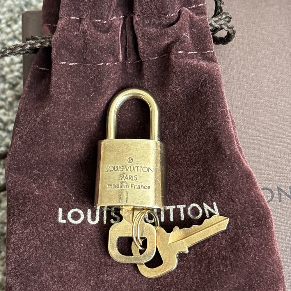 Louis Vuitton Luxurious Gold Padlock Set